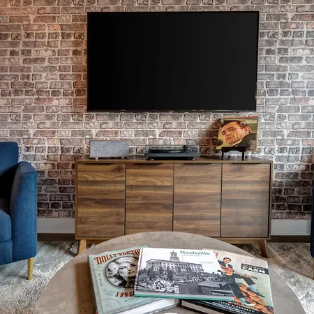 Trendy Close To Nissan Stadium Nashville