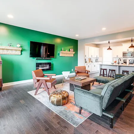 Pet-friendly Abode W/ Balcony In East Nashville! Holiday home Nashville