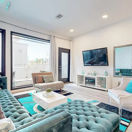 Illume 108 Apartment