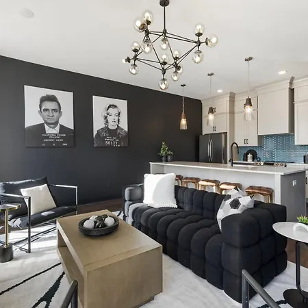 The Hideout Icon-inspired Style & Rooftop Chill Holiday home Nashville