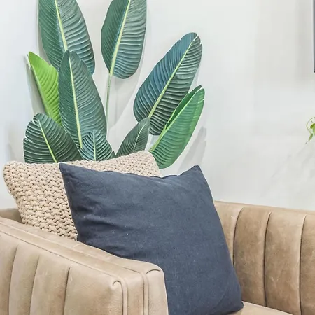 Chic For 4 Near West End Holiday home Nashville
