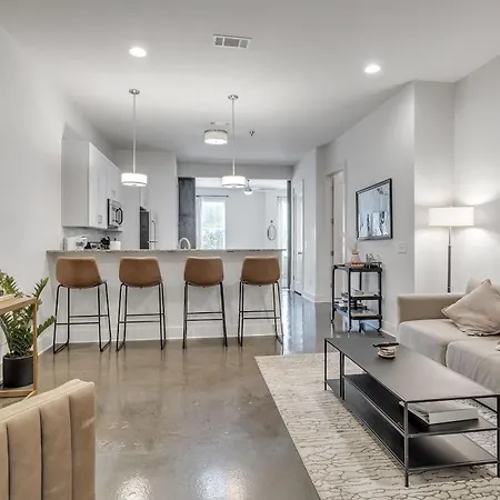 Holiday home Chic For 4 Near West End *