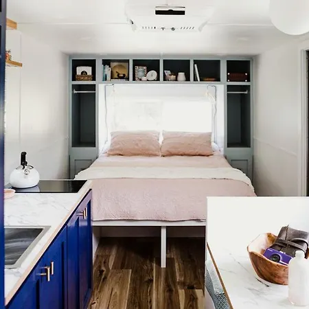 Holiday home Stylish Tennessee Glamping For A Getaway Near