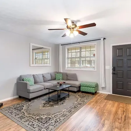 Apartment Freshly Renovated - Minutes From Downtown & Bna Nashville