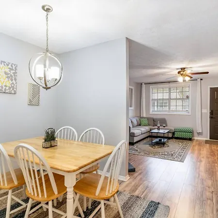 Freshly Renovated - Minutes From Downtown & Bna Nashville