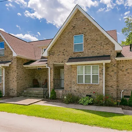 Huge For Groups Near Downtown Villa Nashville
