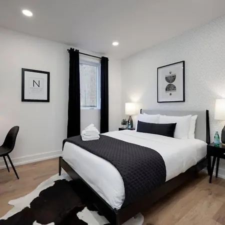 Skyline Luxury - Rooftop Deck- King Suites-garage *