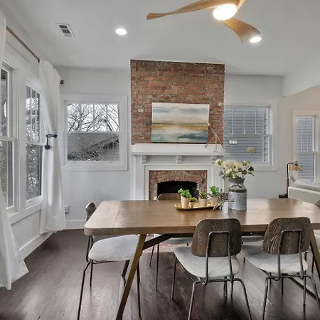 Holiday home Miss In The Morning , Broadway Boho *