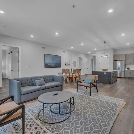 Apartment Oasis On 2nd #202