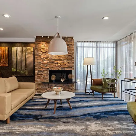 Hotel Fairfield & By Marriott Downtown-metrocenter 3*