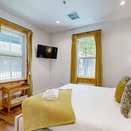 The 1865 #113 Apartment Nashville