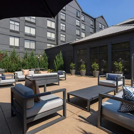 Hotel Crowne Plaza Airport By Ihg 3*