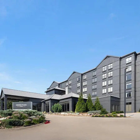 Crowne Plaza Airport By Ihg 3*