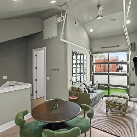 Mix At 8th & Argyle Elite Vacation Spot Holiday home Nashville