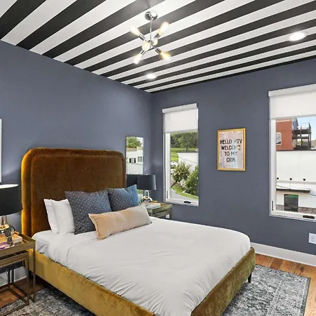 Holiday home Mix At 8th & Argyle Elite Vacation Spot *