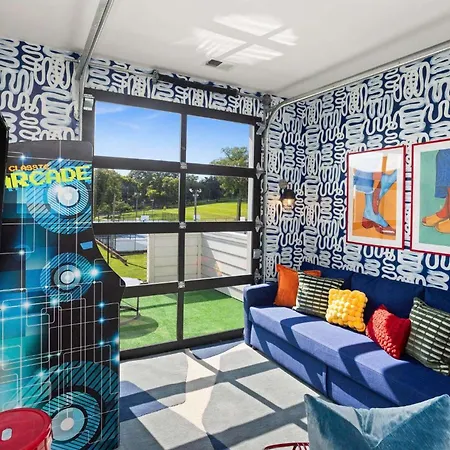 Holiday home Pop Art Retreat On Legendary 8th - Walk Everywhere