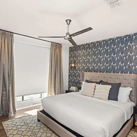 8th Ave South Gem Spacious For Groups Of 12 *
