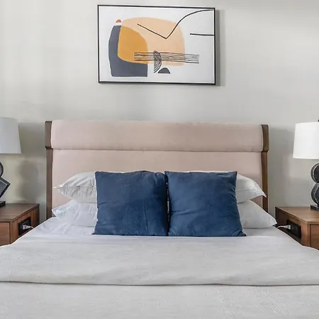 Landing Modern 1bd Gym Pool Nashville