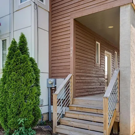 Holiday home 12 South Charmer 3 Bedroom With Rooftop Patio