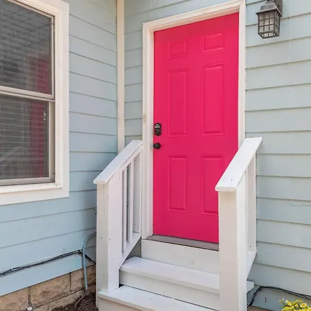 The Dolly House On Music Row - 7br - Sleeps 22 * Nashville
