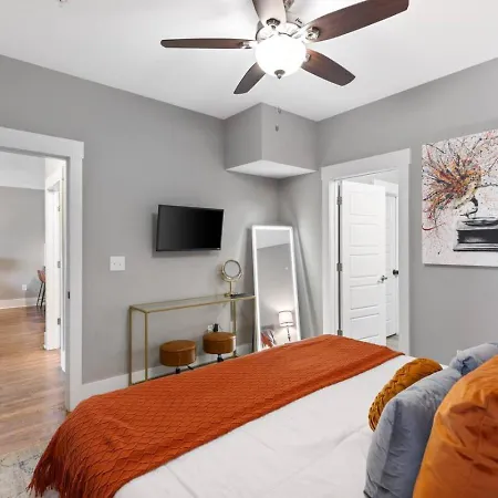 Only 4 Miles To Broadway With Free Parking And Tvs In Bedrooms Nashville