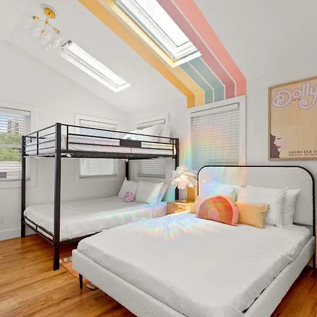 Holiday home The Dolly Loft On Music Row - Walkable Location Nashville