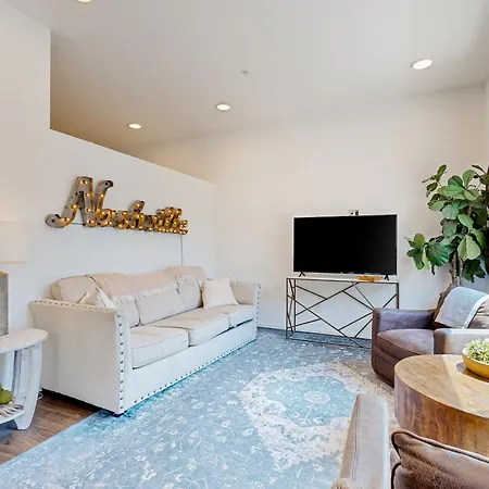 Illume 206 Apartment *