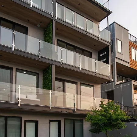 Holiday home Skyline Views - Rooftop Pool - Maximum Luxury *