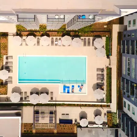 Apartment Wild & Chic - Rooftop Pool, Walk To Broadway