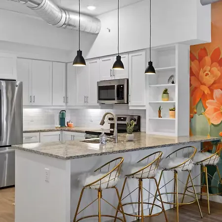 Apartment Wild & Chic - Rooftop Pool, Walk To Broadway