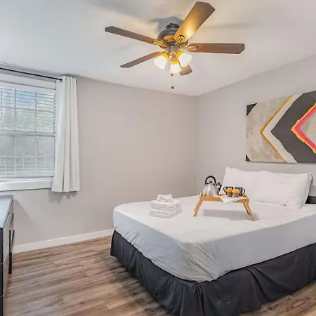 Cute & Cozy - Minutes From Downtown & Bna Apartment Nashville