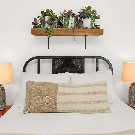 Wildcat Enchanting Minutes To Downtown Holiday home Nashville