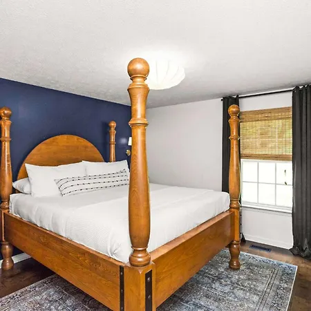 Wildcat Enchanting Minutes To Downtown Holiday home Nashville