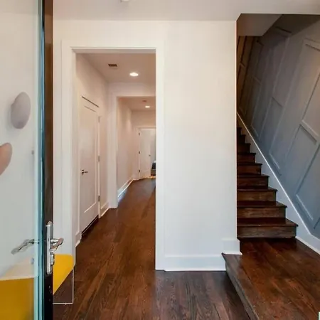 Commodore At The Gulch - Private Rooftop With Views Holiday home Nashville