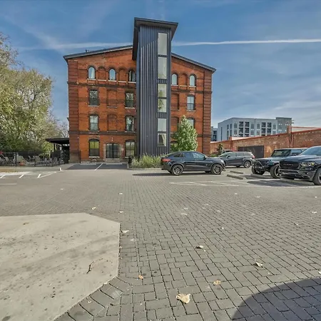 Luxe Loft With Speakeasy Parking And 2 Mi To Broadway Nashville