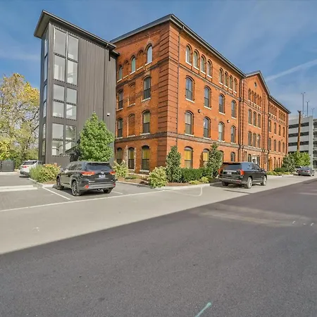 Apartment Luxe Loft With Speakeasy Parking And 2 Mi To Broadway