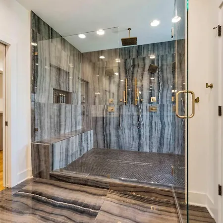 Modern Stunner 5 Min To Dt Hot Tub Rooftop Views Nashville