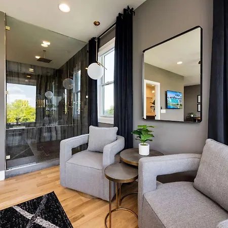Modern Stunner 5 Min To Dt Hot Tub Rooftop Views * Nashville