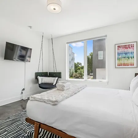 Townhouse With Rooftop & Modern Comfort * Nashville