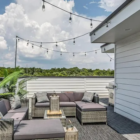 Private Rooftop Oasis - 2 Homes Nashville