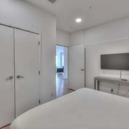 Boutique On Nashville's Riverfront- Eve #402 Holiday home *