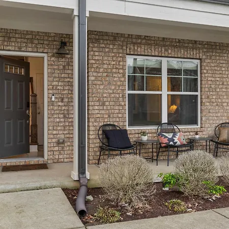 Holiday home Vibrant In The Nations With Garage Walk To Restaurants And Shops