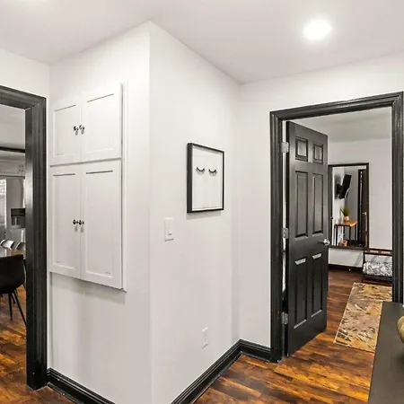 Cozy Close To Opry & Downtown Large Deck