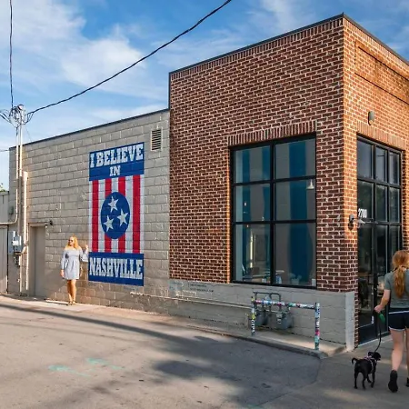 Holiday home Two Adjacent Homes By 12 South And Belmont That Sleeps 24
