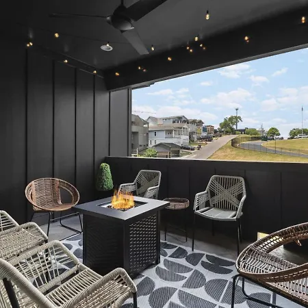 Holiday home Two Adjacent Homes By 12 South And Belmont That Sleeps 24 Nashville