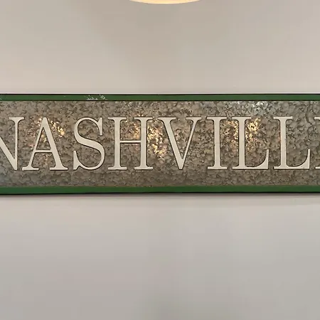 Holiday home Modern Duplex - 1 Mile From Robust Nightlife Nashville