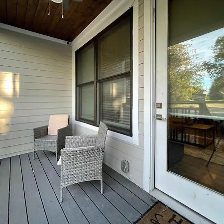 Dual - 1 Mile From Dt Nash & Farmers Market Holiday home Nashville