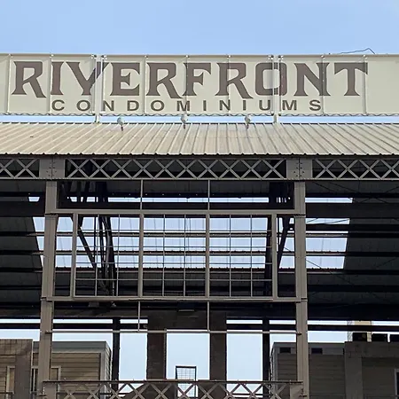 Holiday home Riverfront In Dt