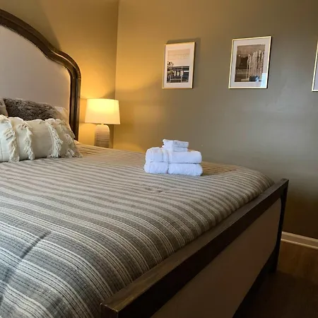 Holiday home Riverfront In Dt *