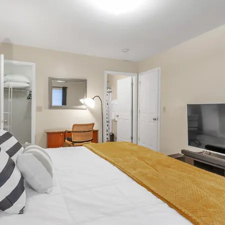 Cozy 3 Bdr In West L Close To Tsu